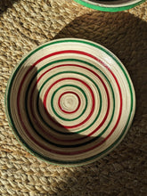 Lade das Bild in den Galerie-Viewer, Funky Teller aus Papier