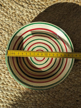 Lade das Bild in den Galerie-Viewer, Funky Teller aus Papier