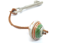 Lade das Bild in den Galerie-Viewer, Süßer Perlenanhänger aus 1 Papierperle "One Pearl"