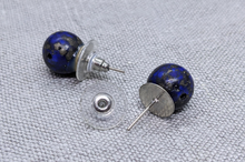 Lade das Bild in den Galerie-Viewer, Ohrringe aus afrikanischen Glasperlen mit Stecker