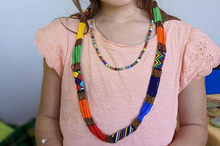 Lade das Bild in den Galerie-Viewer, Feine Glasperlenkette "Murano"