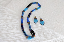 Lade das Bild in den Galerie-Viewer, Massai Perlen Schmuck Set