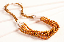 Lade das Bild in den Galerie-Viewer, Stylische Perlenkette mit Papierperlen "Little Sister Act"