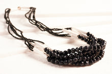 Lade das Bild in den Galerie-Viewer, Stylische Perlenkette mit Papierperlen "Little Sister Act"