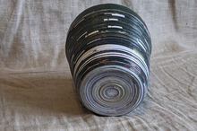 Lade das Bild in den Galerie-Viewer, Deko-Becher aus Recyclingpapier "Gulu"