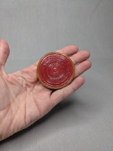 Lade das Bild in den Galerie-Viewer, Bunter Papiertaler in der Hand Pearls of Africa