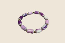 Load image into Gallery viewer, Lilanes Armband aus zylinderförmigen Papierperlen Kribi Pearls of Africa