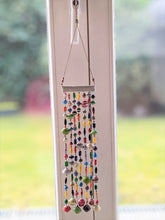 Lade das Bild in den Galerie-Viewer, Fenster-/Wand-Dekoration aus Papierperlen Pearls of africa