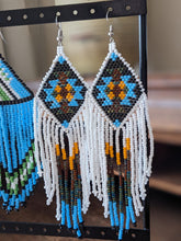 Lade das Bild in den Galerie-Viewer, Massai Ohrringe
