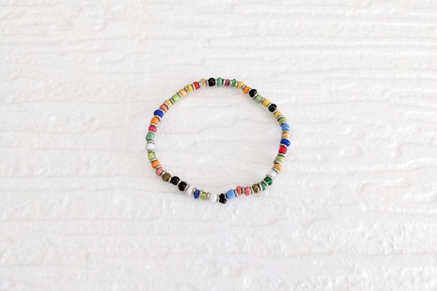 Maasai jewelry set - pearl necklace with matching earrings 