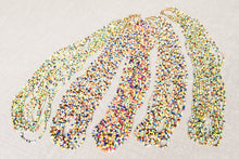 Lade das Bild in den Galerie-Viewer, Vier bunte Perlenketten Lucky Lu mit mehreren Strängen dekorativ dargestellt
