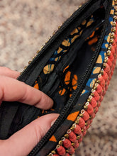 Load image into Gallery viewer, *New* Handmade handbags from paper beads &quot;Africa&quot;
