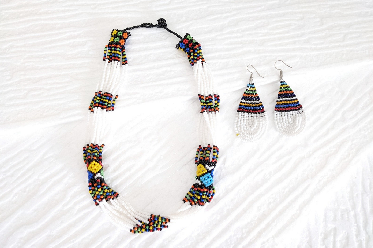 Massai Schmuck Set Weiß - Perlenkette & Ohrringe 