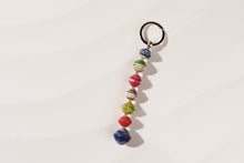 Load image into Gallery viewer, Keychain made of paper beads &quot;Kumasi&quot;
