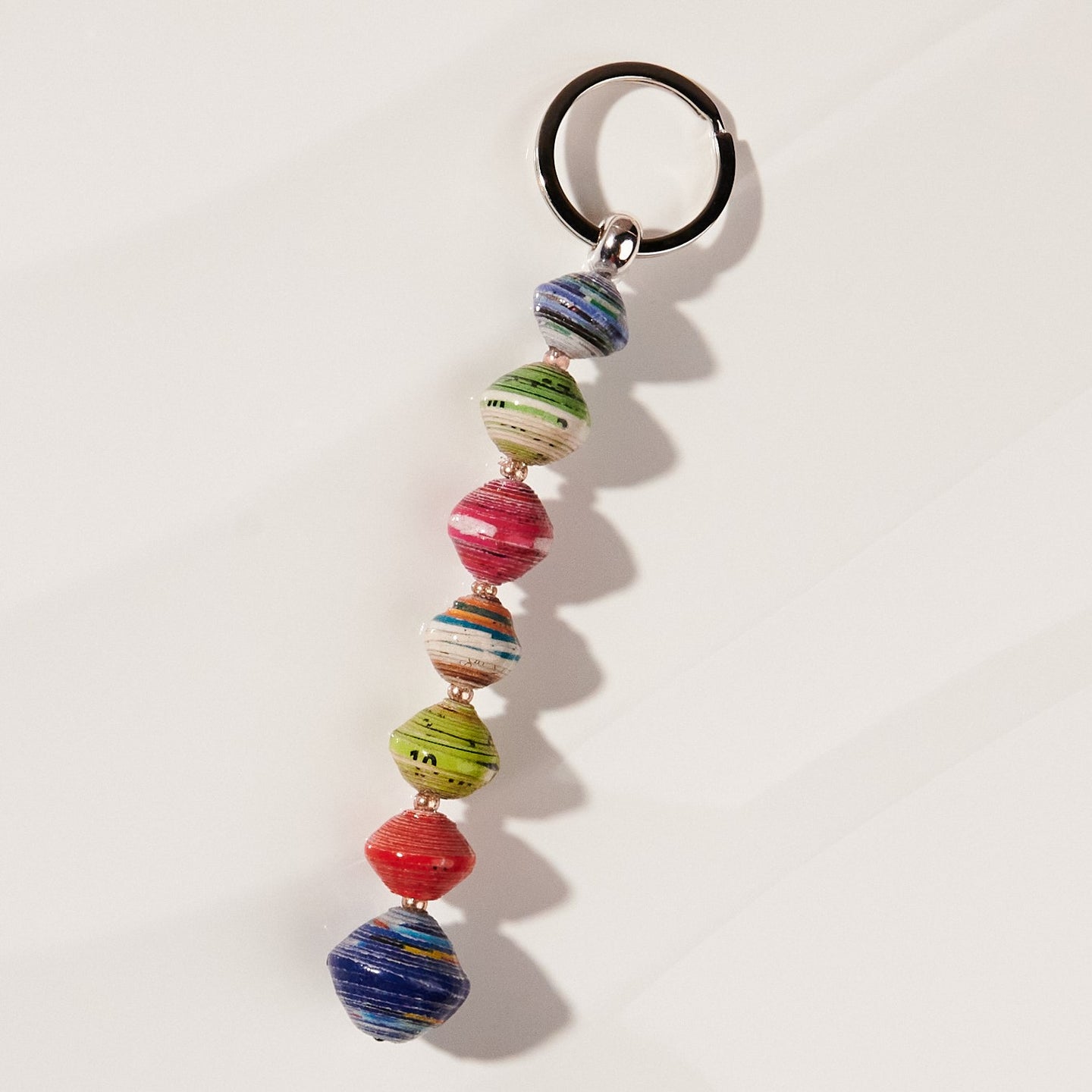 Keychain made of paper beads 