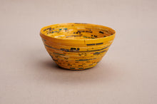 Load image into Gallery viewer, Small decorative bowl made of recycled paper &quot;Njinja&quot;
