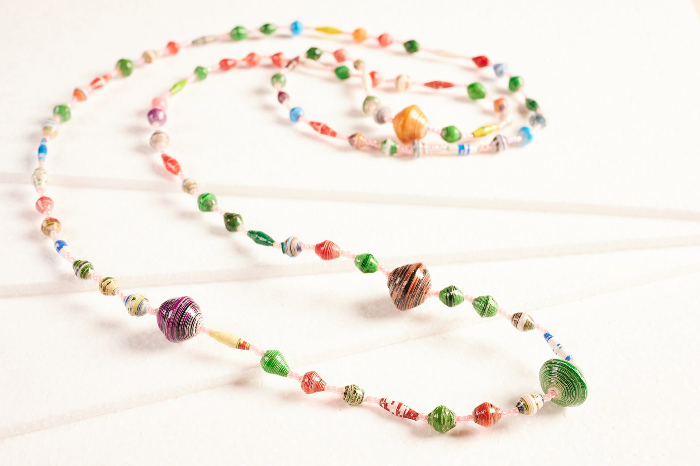 Hippie necklace with paper beads 