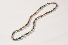 Load image into Gallery viewer, Short, fine necklace with paper beads &quot;La Petite Malaika&quot;
