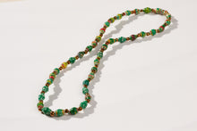 Load image into Gallery viewer, Short, fine necklace with paper beads &quot;La Petite Malaika&quot;
