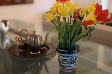 Load image into Gallery viewer, Colorful decorative cups made of recycled paper &quot;GULU&quot;
