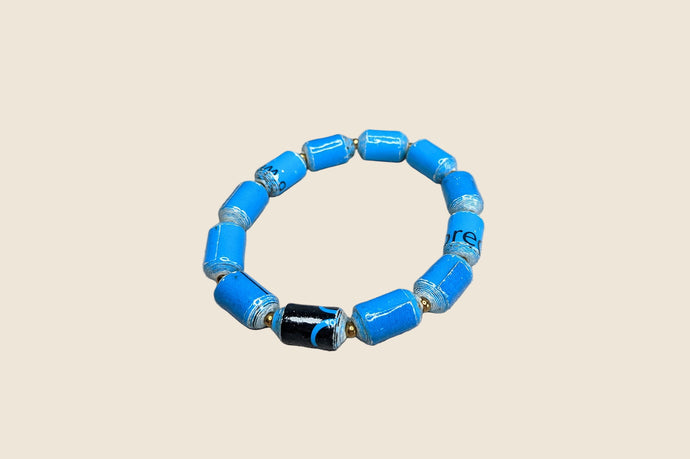 Armband aus zylinderförmigen Papierperlen Kribi Pearls of Africa