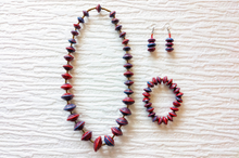 Load image into Gallery viewer, Elegant necklace with paper beads &quot;Jarara&quot;
