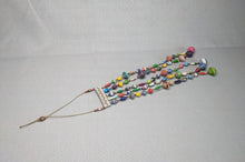 Load image into Gallery viewer, Fenster-/Wand-Dekoration aus Papierperlen Lang Pearls of africa
